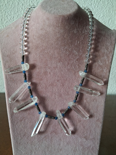 Collana punta quarzo