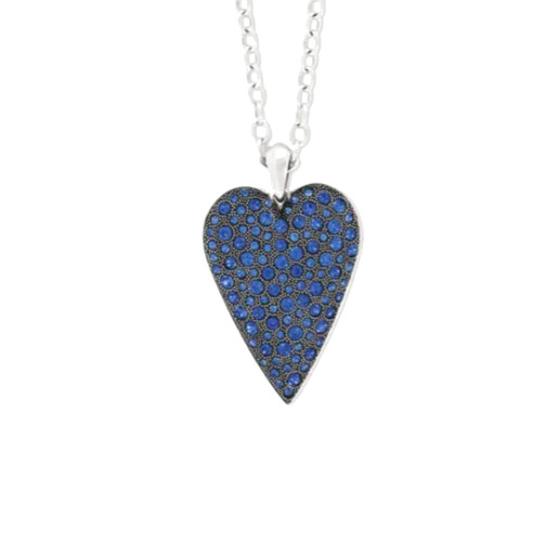 Collana nuova con etichette